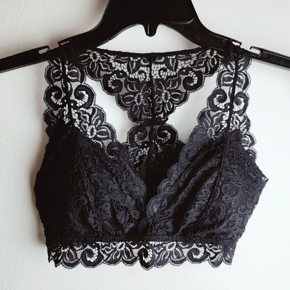 Black Scalloped Lace Racerback Bralette Sports Bra, Sz L